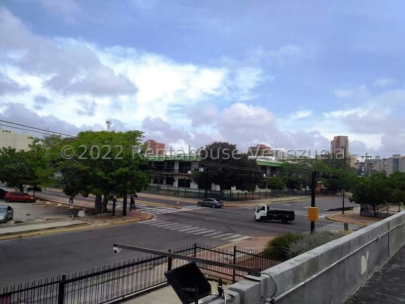 Comercial (Oficina) en Venta en 5 de Julio, Zulia - 14