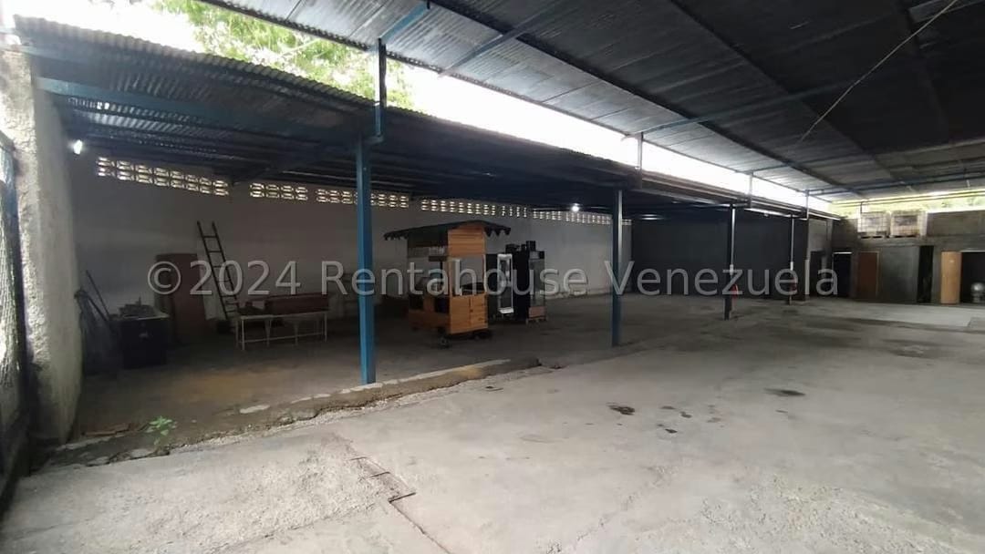 Comercial (Galpon - Deposito) en Venta en Guatire, Miranda
