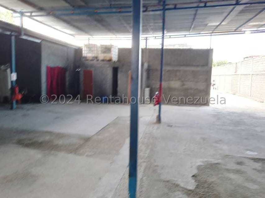 Comercial (Galpon - Deposito) en Venta en Guatire, Miranda - 11