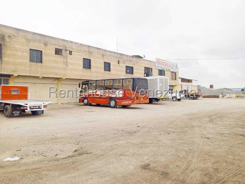 Comercial (Local Comercial) en Alquiler en Parroquia Concepcion, Lara - 2