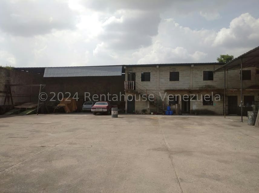 Terreno (Comercial) en Venta en Flor Amarillo, Carabobo - 13