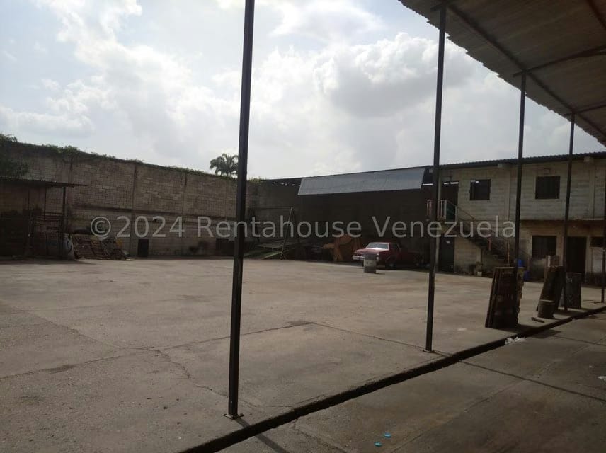 Terreno (Comercial) en Venta en Flor Amarillo, Carabobo - 3