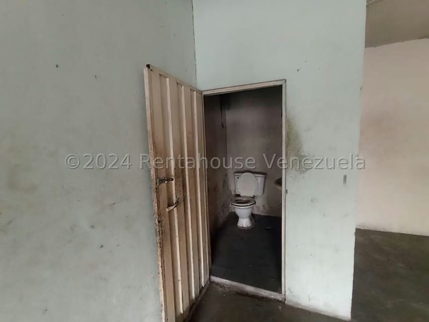 Comercial (Local Comercial) en Venta en Parroquia Catedral, Lara - 15