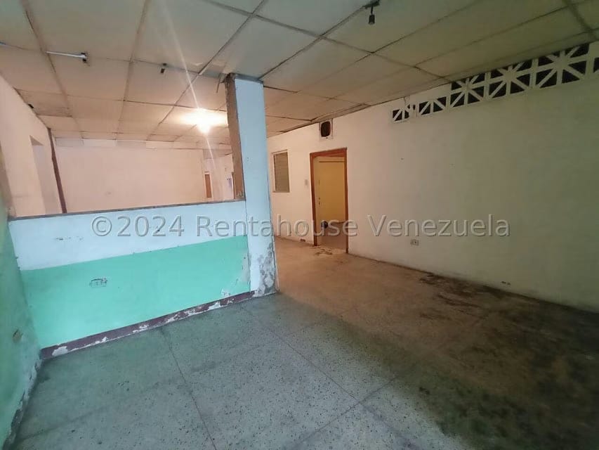 Comercial (Local Comercial) en Venta en Parroquia Catedral, Lara - 16