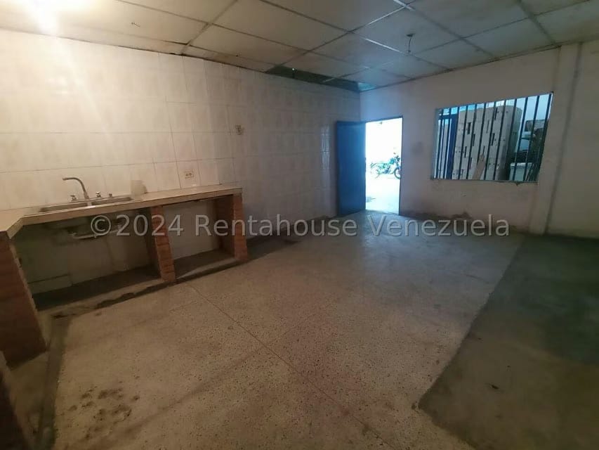 Comercial (Local Comercial) en Venta en Parroquia Catedral, Lara - 21