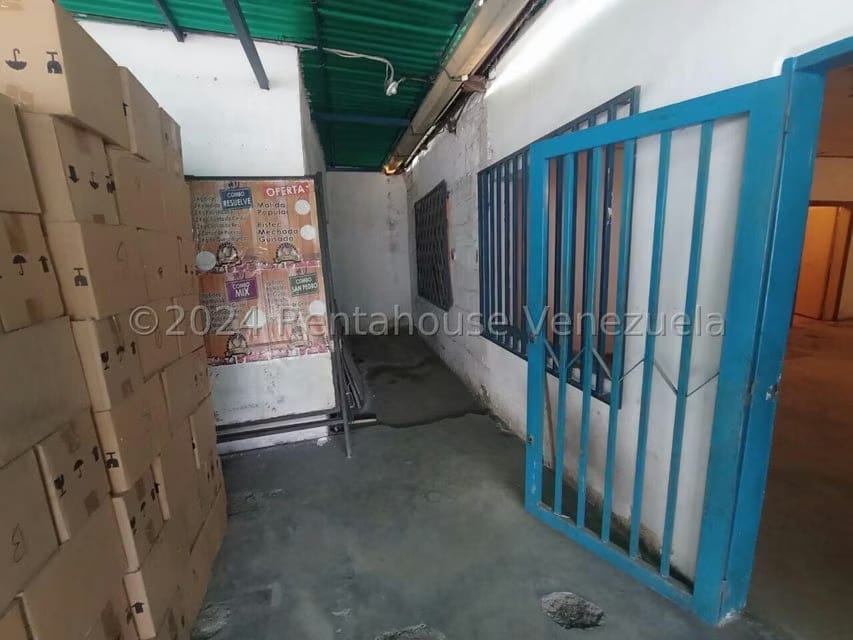 Comercial (Local Comercial) en Venta en Parroquia Catedral, Lara - 37