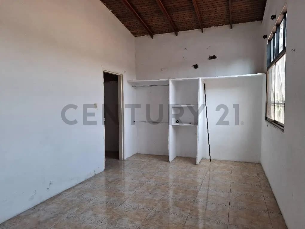 Venta Casa Multifamiliar de dos plantas. Urb. Valle Lindo. Turmero - 23