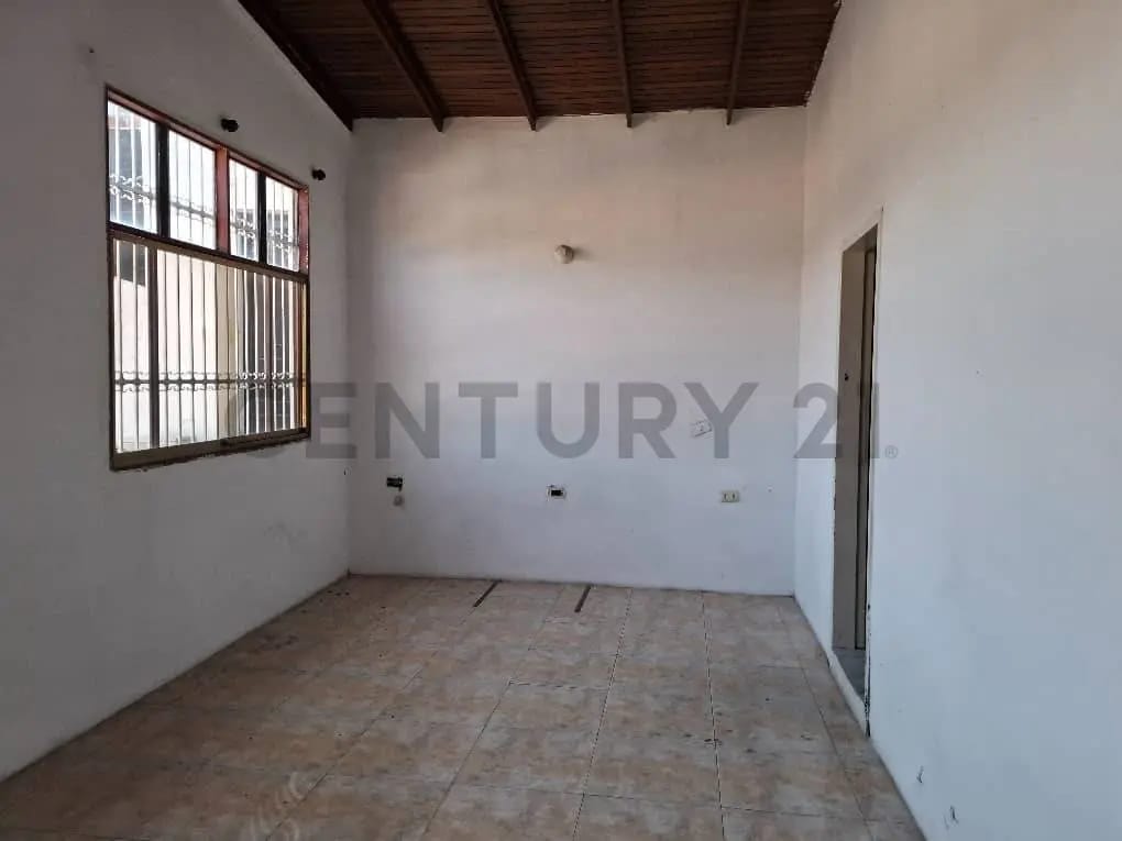Venta Casa Multifamiliar de dos plantas. Urb. Valle Lindo. Turmero - 24