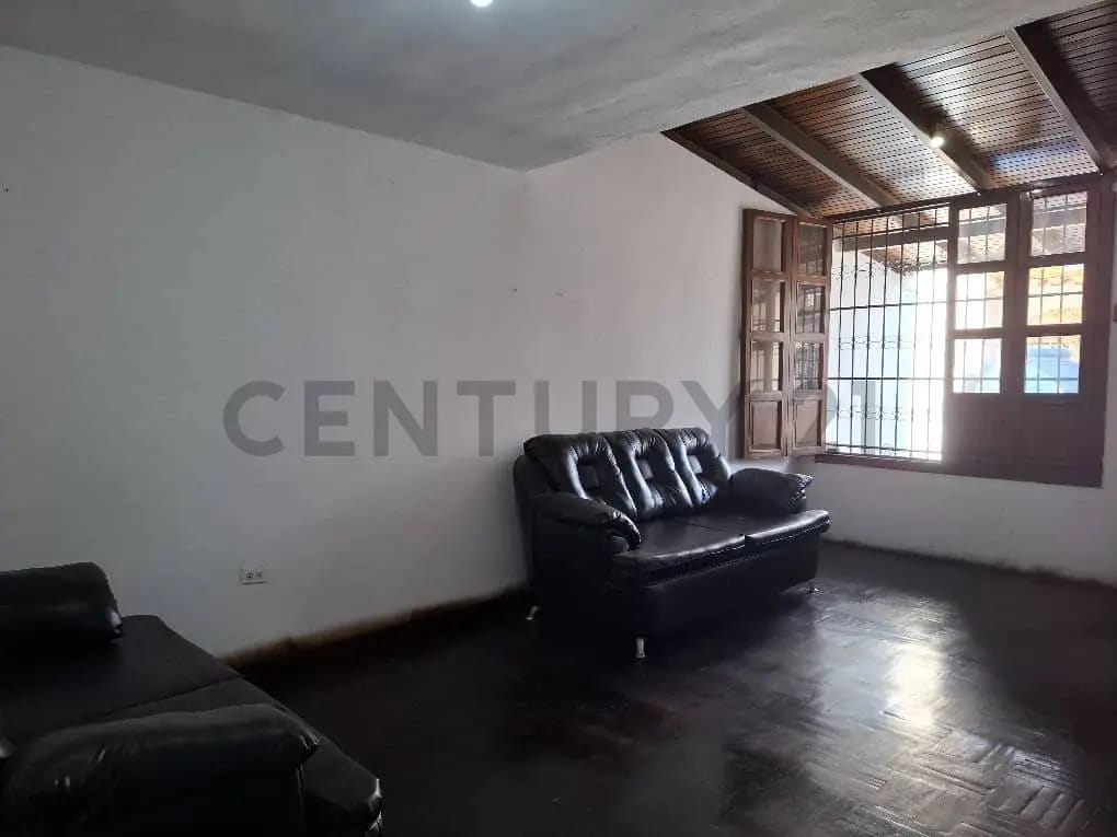 Venta Casa Multifamiliar de dos plantas. Urb. Valle Lindo. Turmero - 9