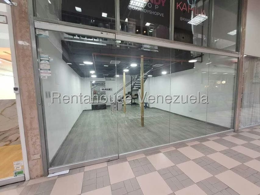 Comercial (Local Comercial) en Alquiler en Terrazas del Club Hipico, Distrito Metropolitano - 4