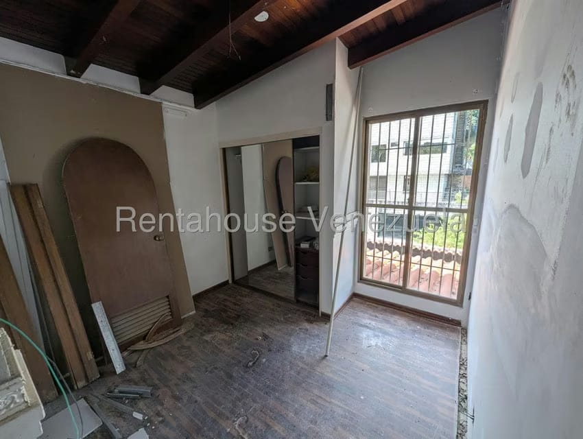 Casa (Multipes Niveles) en Venta en Los Naranjos del Cafetal, Distrito Metropolitano - 15