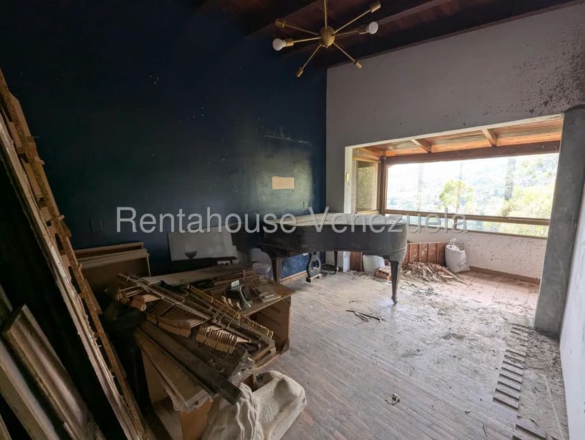 Casa (Multipes Niveles) en Venta en Los Naranjos del Cafetal, Distrito Metropolitano - 21