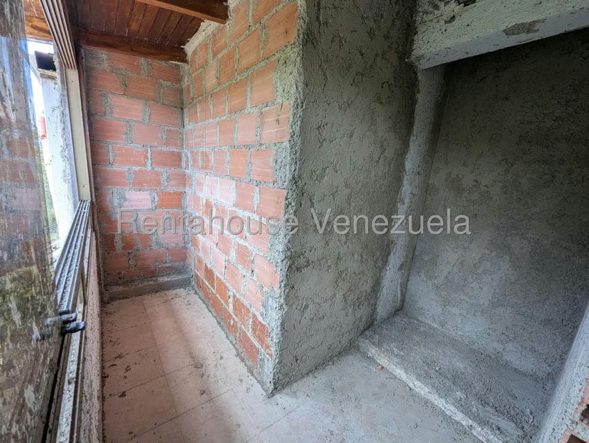 Casa (Multipes Niveles) en Venta en Los Naranjos del Cafetal, Distrito Metropolitano - 22