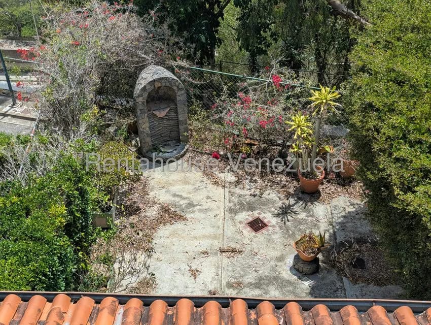 Casa (Multipes Niveles) en Venta en Los Naranjos del Cafetal, Distrito Metropolitano - 25