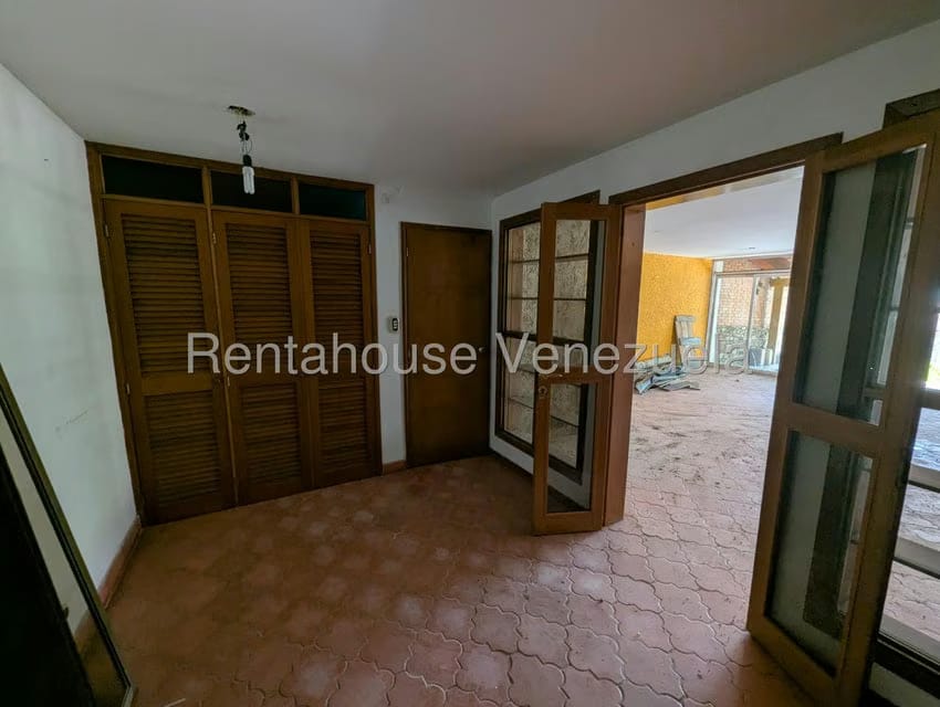 Casa (Multipes Niveles) en Venta en Los Naranjos del Cafetal, Distrito Metropolitano - 27