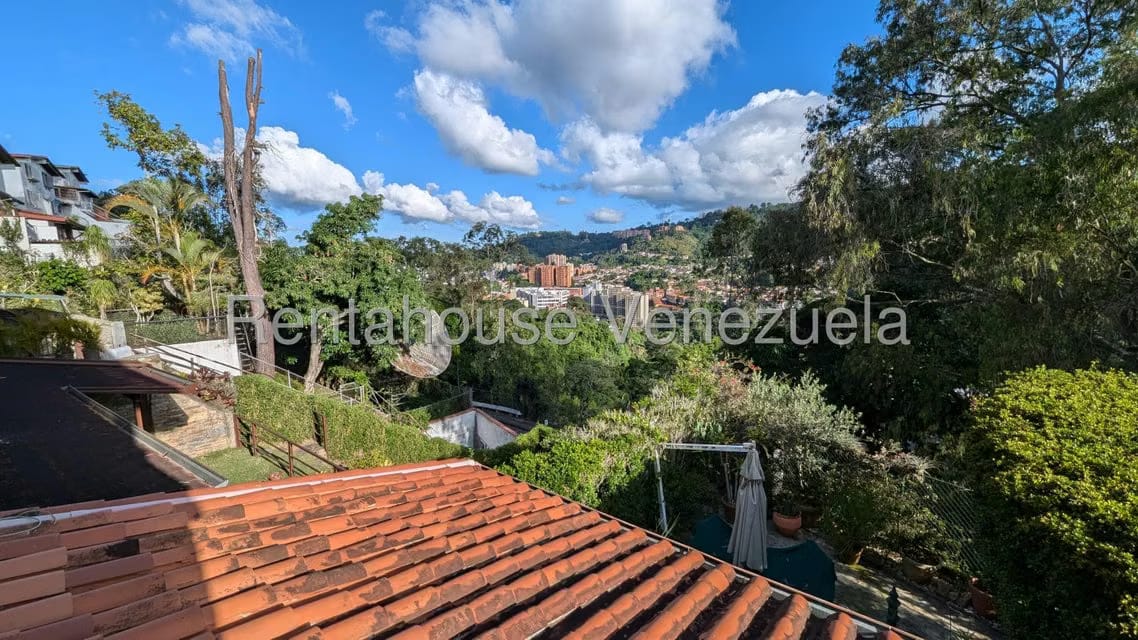 Casa (Multipes Niveles) en Venta en Los Naranjos del Cafetal, Distrito Metropolitano - 6