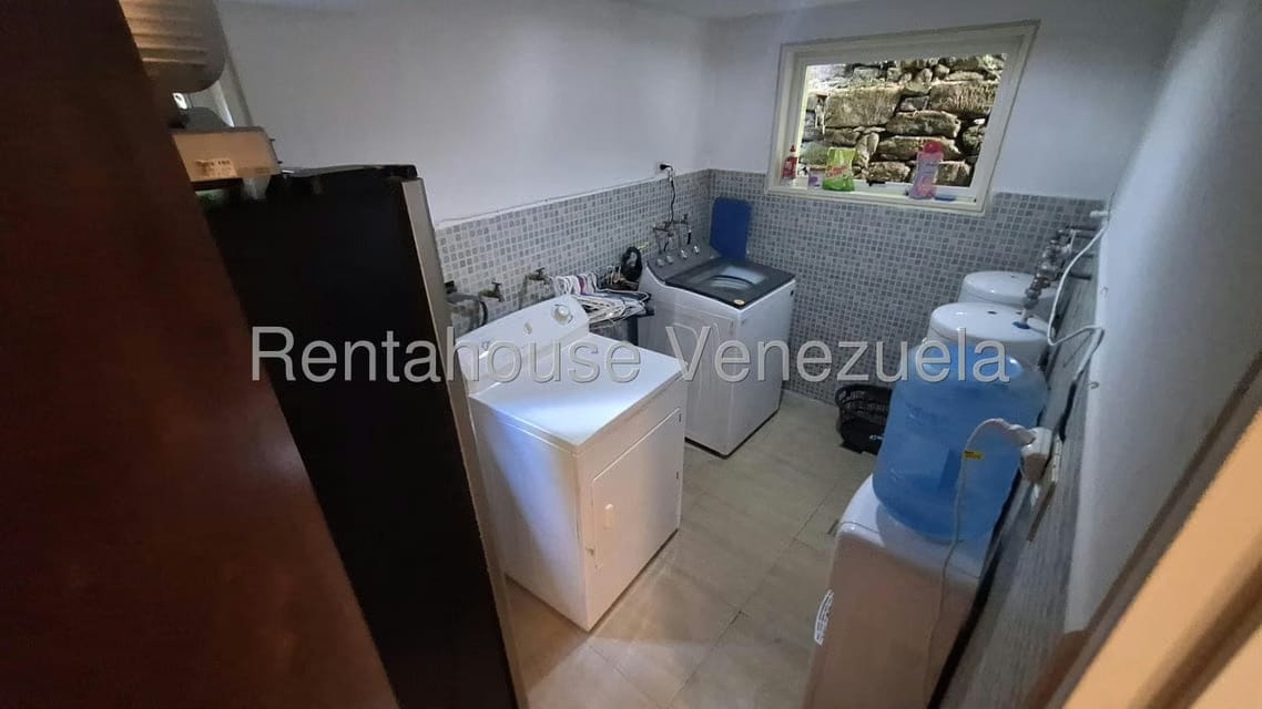 Casa (Multipes Niveles) en Venta en Alto Hatillo, Distrito Metropolitano - 12