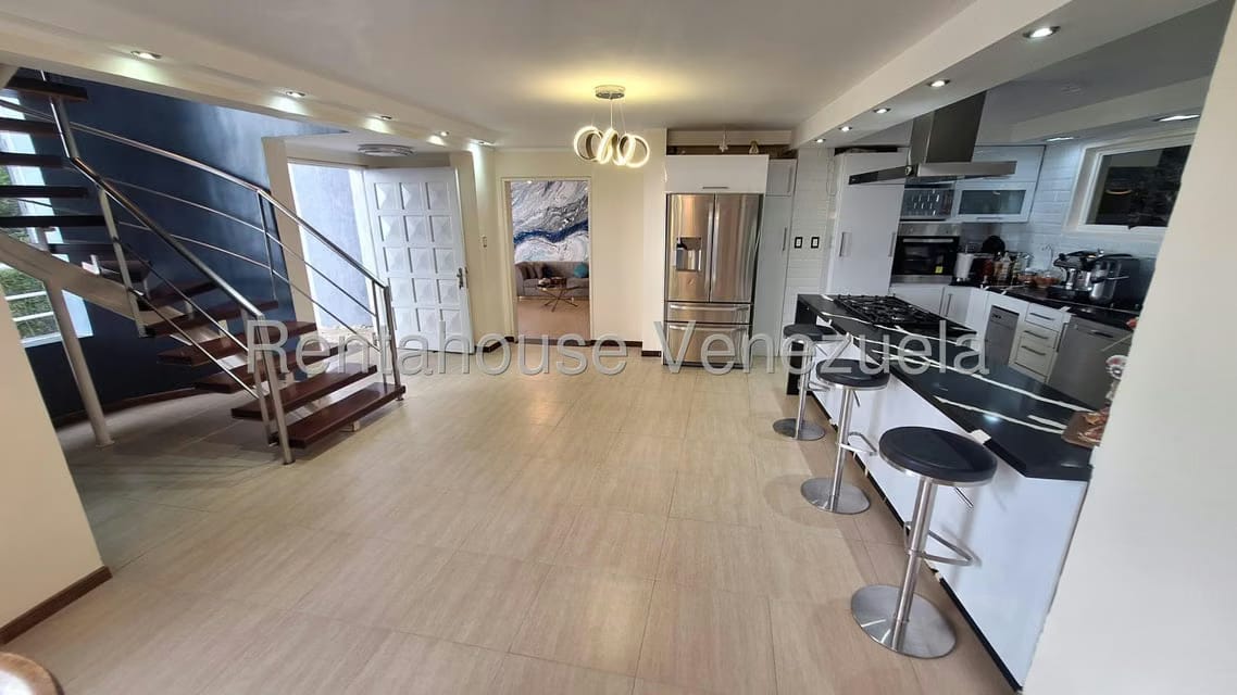 Casa (Multipes Niveles) en Venta en Alto Hatillo, Distrito Metropolitano - 15