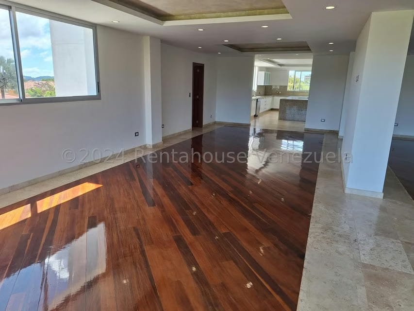 Casa (Multipes Niveles) en Venta en La Lagunita Country Club, Distrito Metropolitano - 12