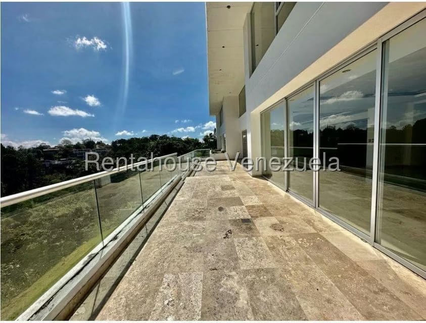 Casa (Multipes Niveles) en Venta en La Lagunita Country Club, Distrito Metropolitano - 17