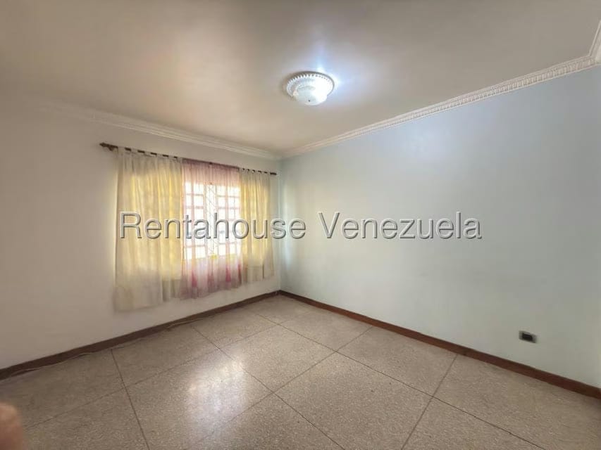 Comercial (Local Comercial) en Alquiler en La California Norte, Distrito Metropolitano - 11
