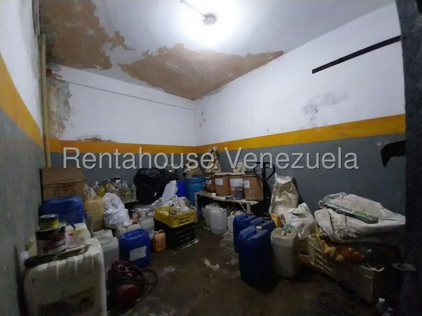 Comercial (Edificio) en Venta en Zona Centro, Aragua - 18