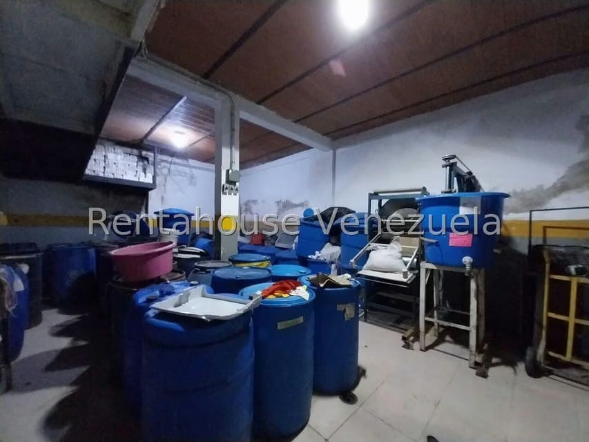Comercial (Edificio) en Venta en Zona Centro, Aragua - 21