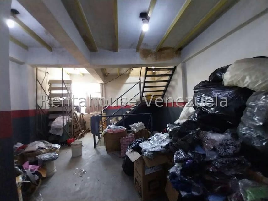 Comercial (Edificio) en Venta en Zona Centro, Aragua - 44