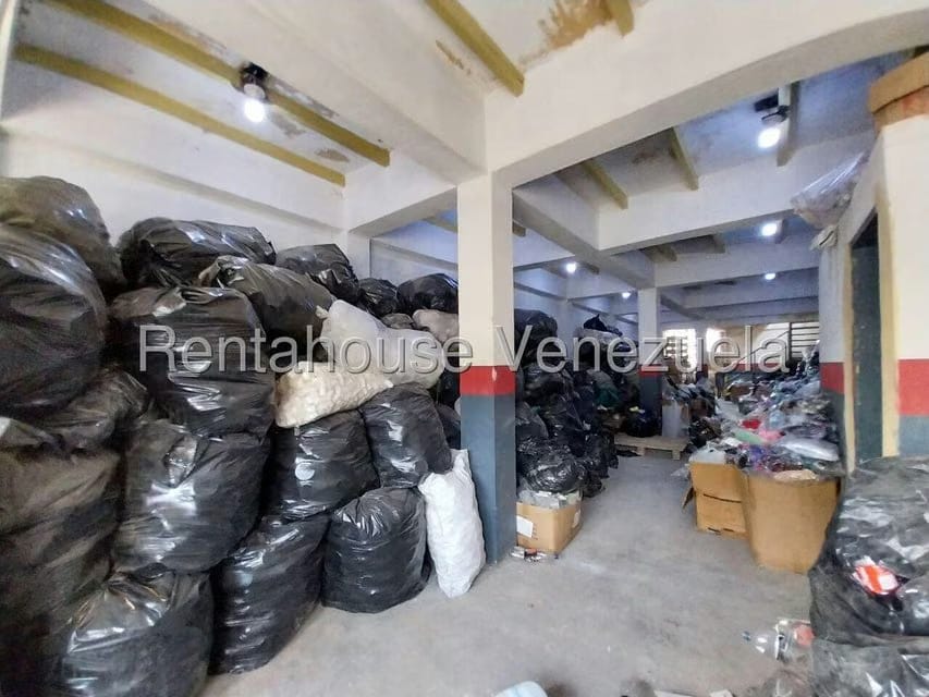 Comercial (Edificio) en Venta en Zona Centro, Aragua - 45