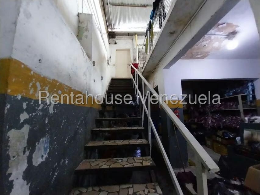 Comercial (Edificio) en Venta en Zona Centro, Aragua - 52