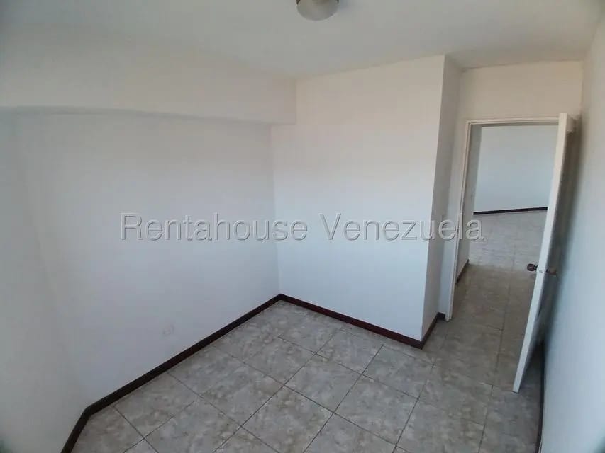 Apartamento (1 Nivel) en Venta en Lomas de Prados del Este, Distrito Metropolitano - 20