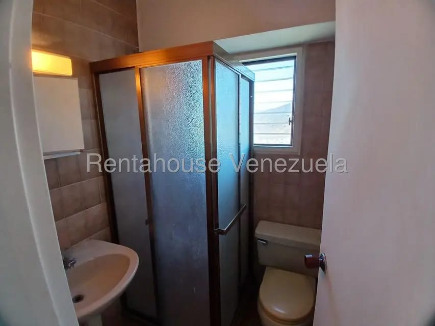 Apartamento (1 Nivel) en Venta en Lomas de Prados del Este, Distrito Metropolitano - 21