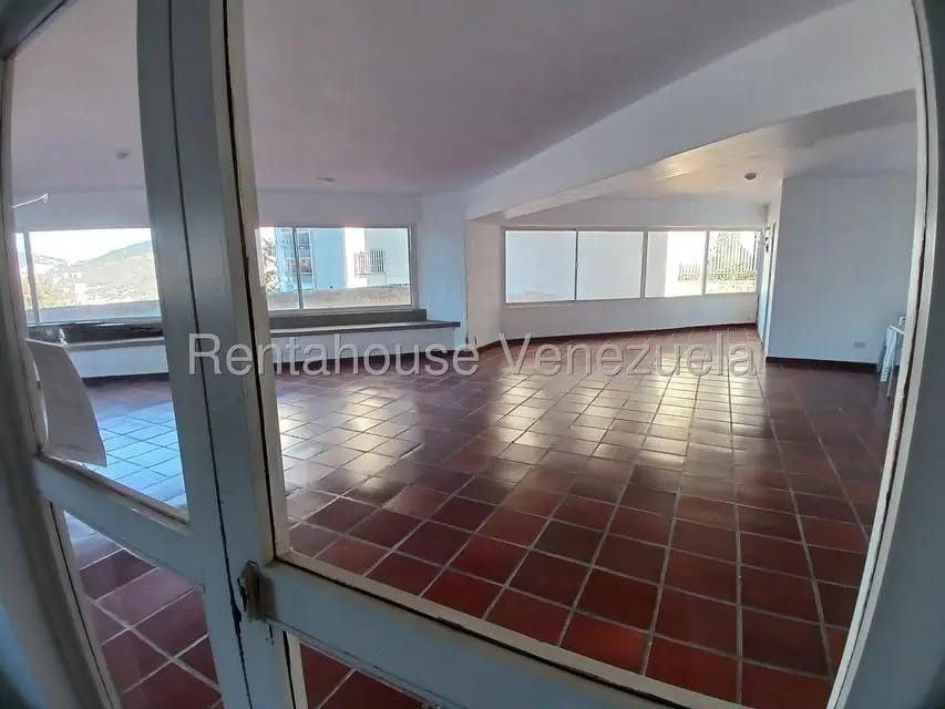 Apartamento (1 Nivel) en Venta en Lomas de Prados del Este, Distrito Metropolitano - 29
