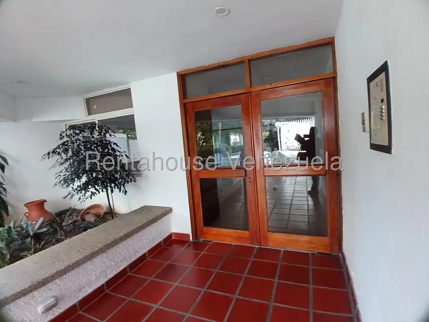 Apartamento (1 Nivel) en Venta en Lomas de Prados del Este, Distrito Metropolitano - 31
