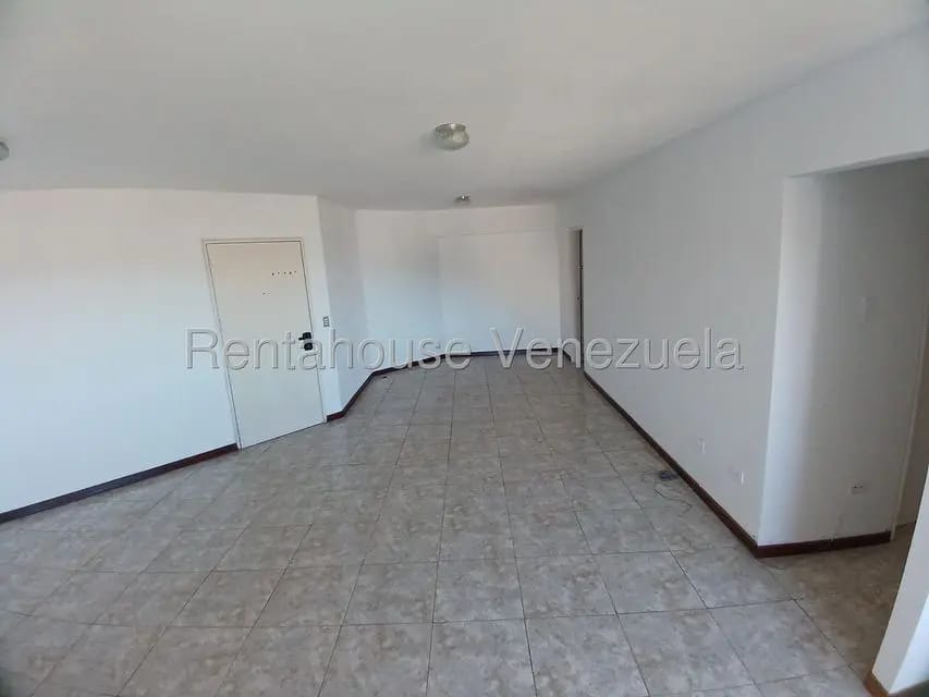 Apartamento (1 Nivel) en Venta en Lomas de Prados del Este, Distrito Metropolitano - 6