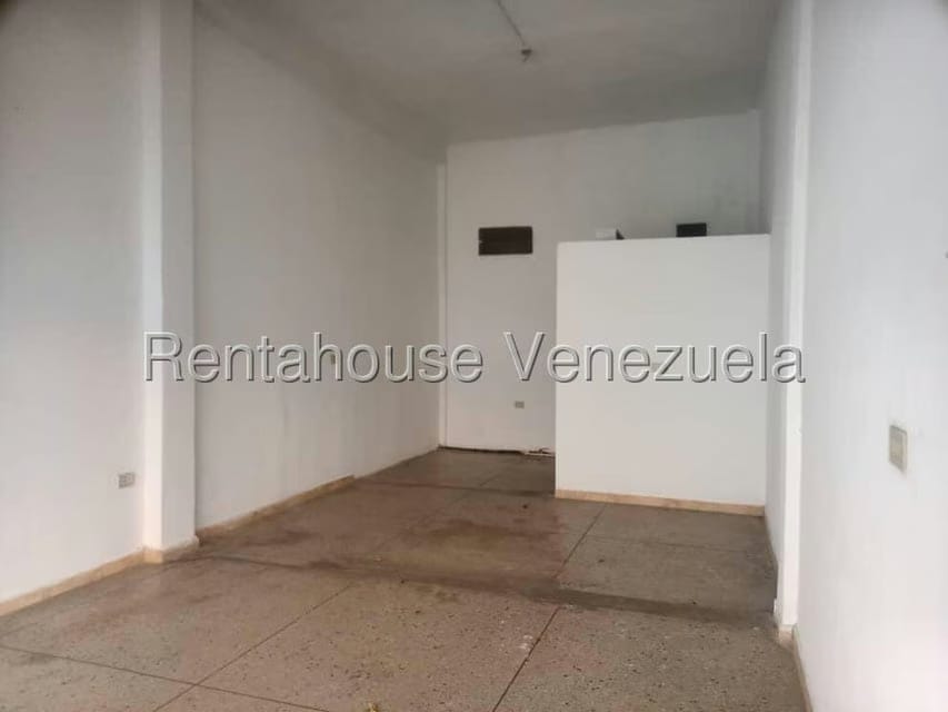 Comercial (Local Comercial) en Alquiler en Centro, Lara - 23