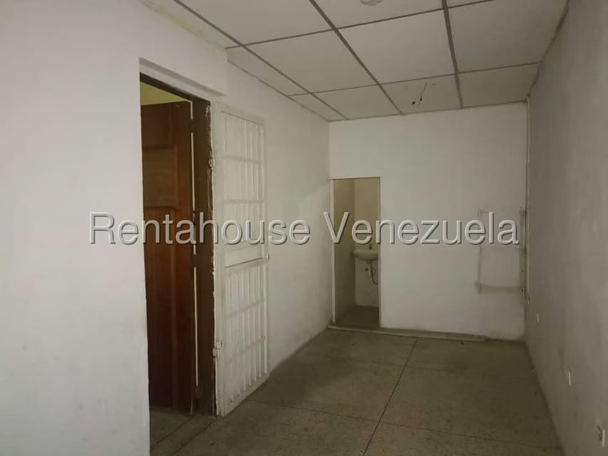 Comercial (Local Comercial) en Alquiler en Centro, Lara - 5