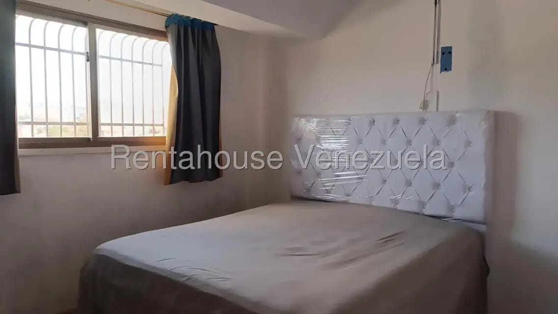 Apartamento (1 Nivel) en Alquiler en Los Nuevos Teques, Miranda - 20