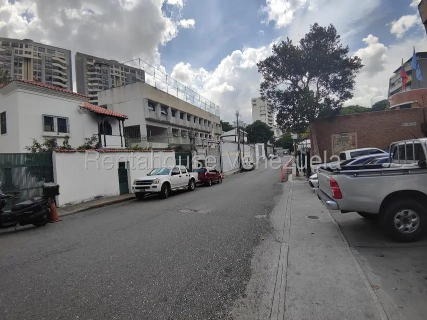 Casa (Duplex) en Venta en La Florida, Distrito Metropolitano - 3
