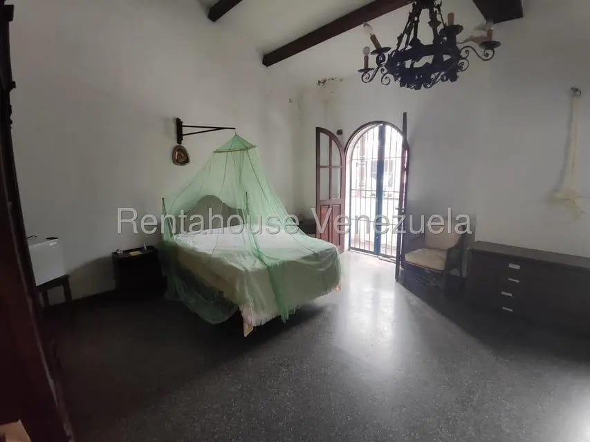 Casa (Duplex) en Venta en La Florida, Distrito Metropolitano - 32
