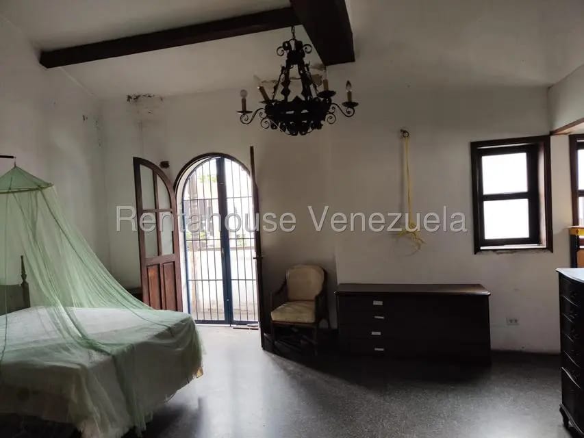 Casa (Duplex) en Venta en La Florida, Distrito Metropolitano - 33