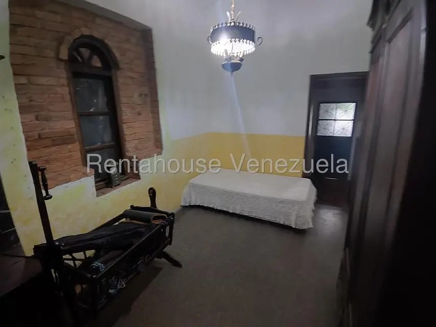 Casa (Duplex) en Venta en La Florida, Distrito Metropolitano - 38