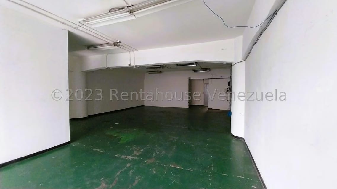 Comercial (Galpon - Deposito) en Alquiler en Los Cortijos de Lourdes, Distrito Metropolitano - 7
