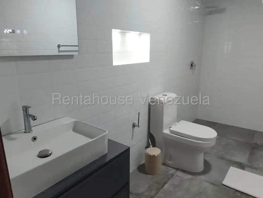 Casa (1 Nivel) en Alquiler en Tamare, Zulia - 31