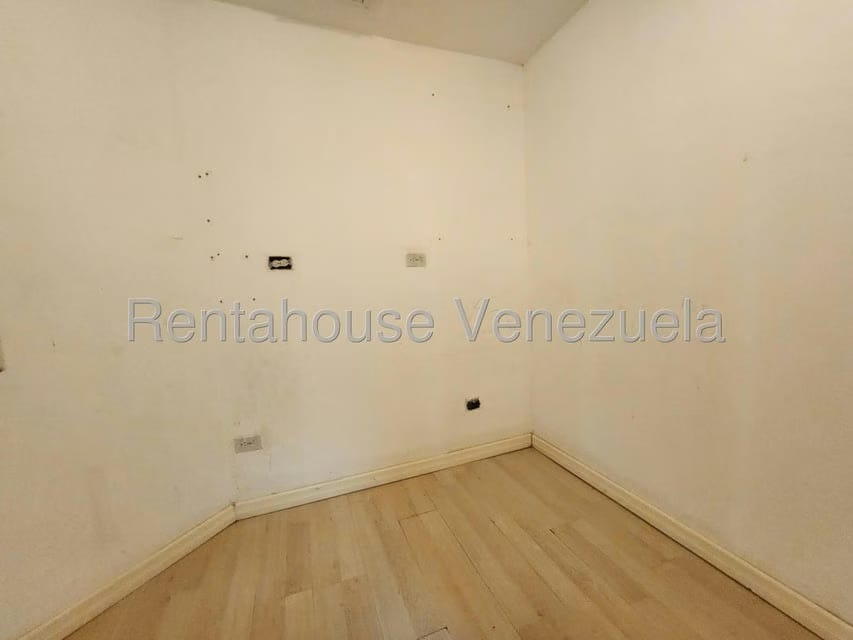 Comercial (Oficina) en Alquiler en La Trinidad, Distrito Metropolitano - 11