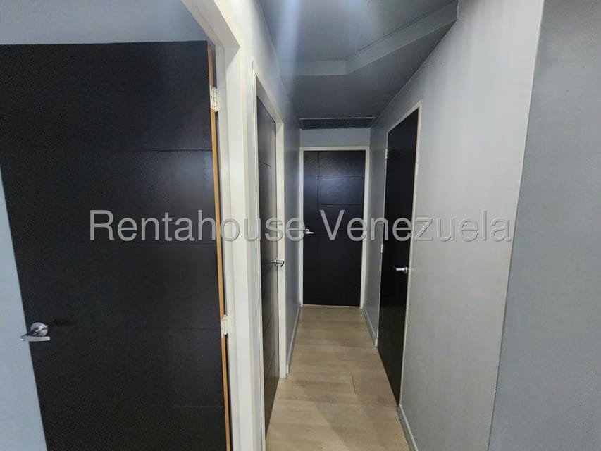 Comercial (Oficina) en Alquiler en La Trinidad, Distrito Metropolitano - 3