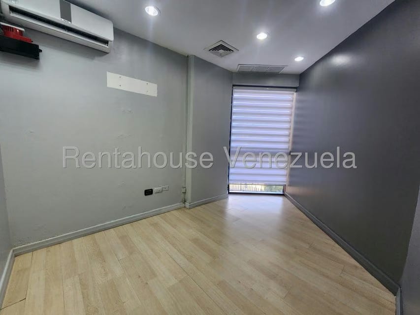 Comercial (Oficina) en Alquiler en La Trinidad, Distrito Metropolitano - 5