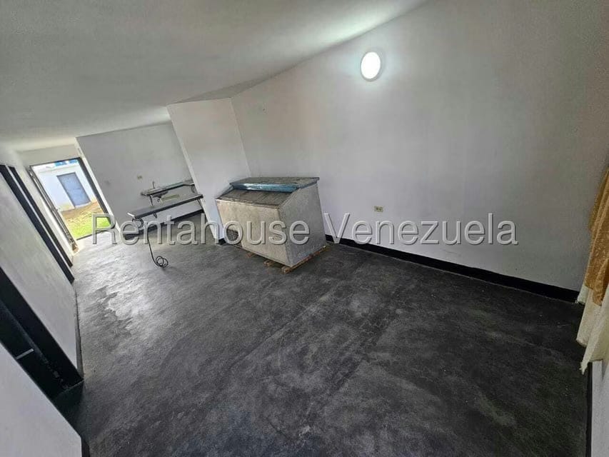 Casa (1 Nivel) en Alquiler en Las Eugenias, Falcon - 5