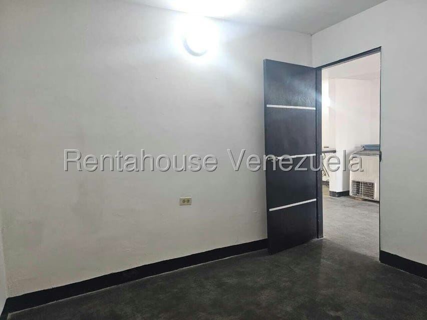 Casa (1 Nivel) en Alquiler en Las Eugenias, Falcon - 6