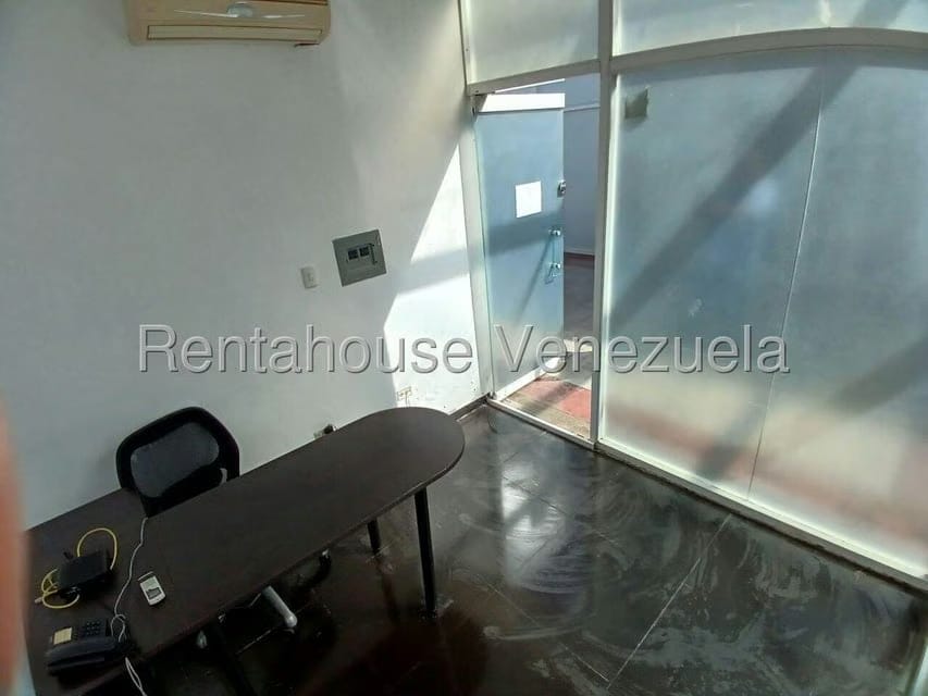 Comercial (Local Comercial) en Venta en Lomas de La Lagunita, Distrito Metropolitano - 7